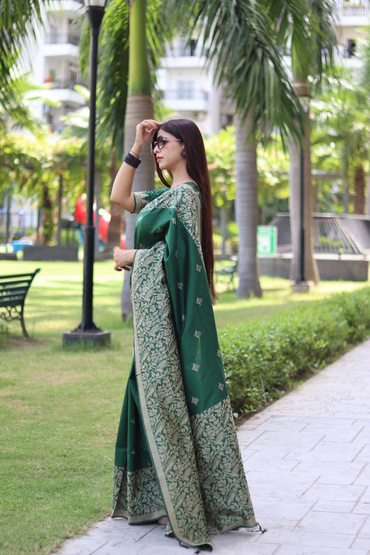 Dark Green Bangalore Handloom Raw Silk Saree With Running Blouse