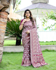 Elegant Dark Pink Color Pure Kanjivaram Pattu Saree with Heavy Zari Weaving, Rich Pallu & Contrast Blouse Piece.