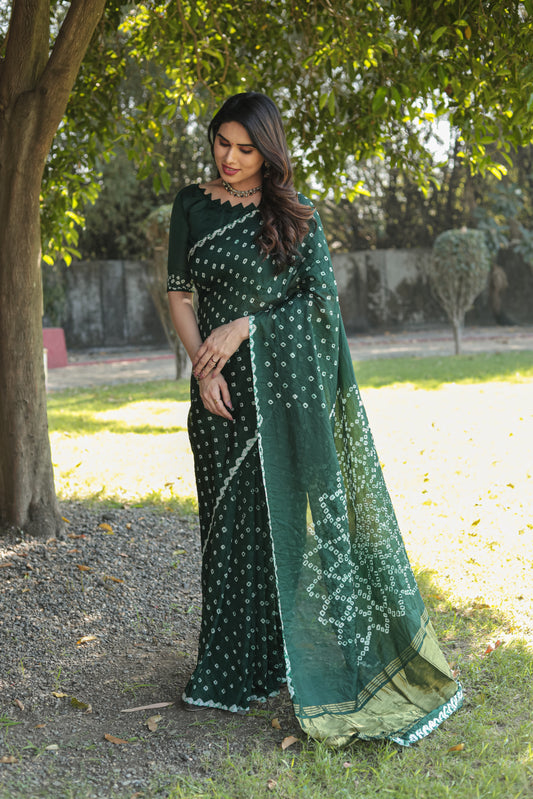 Green Bandhej Silk Saree With Bandhej Border