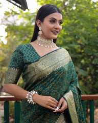 Elegant Green Handloom Silk Bandhej Patola Sarees with Kanchi Borders & Unstitched Blouse