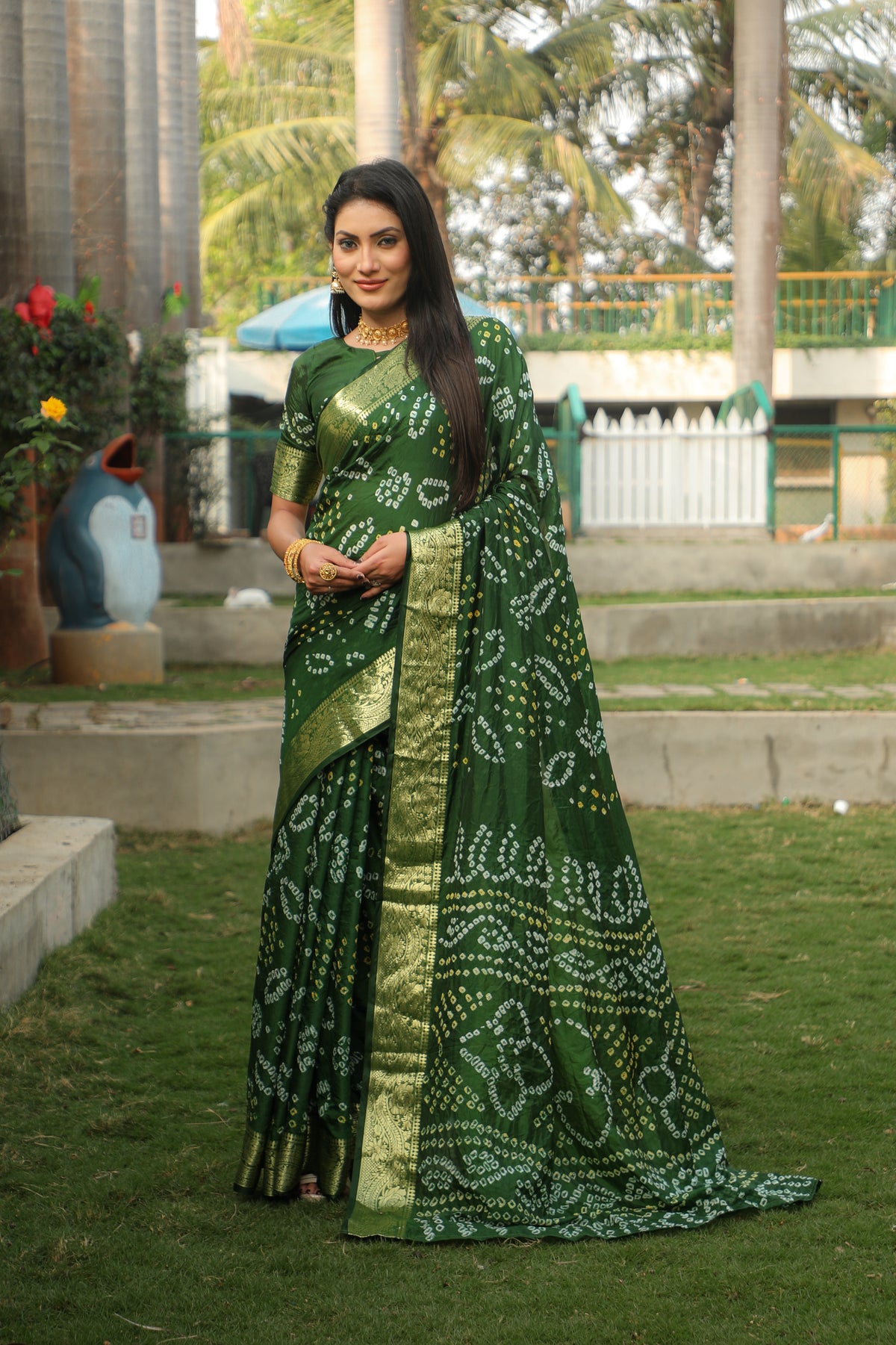 Premium Green Handmade Bandhej Silk Saree – High-Quality, Stylish with Jari Weaving Border, Bandhej Rich Pallu & Matching Blouse.