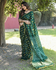 Luxurious Green Bandhej Silk Saree with Zari Weaving and Rich Tissue Pallu – Elegant Bandhej Border & Matching Blouse.