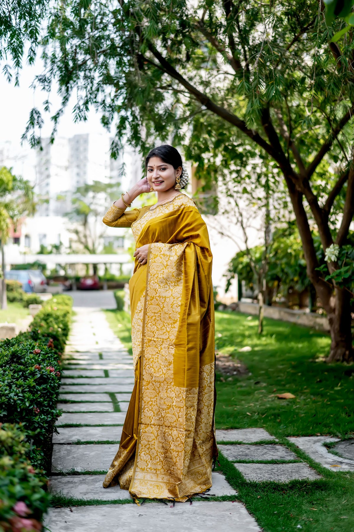 Mustard Handloom Raw Silk Saree With Blouse