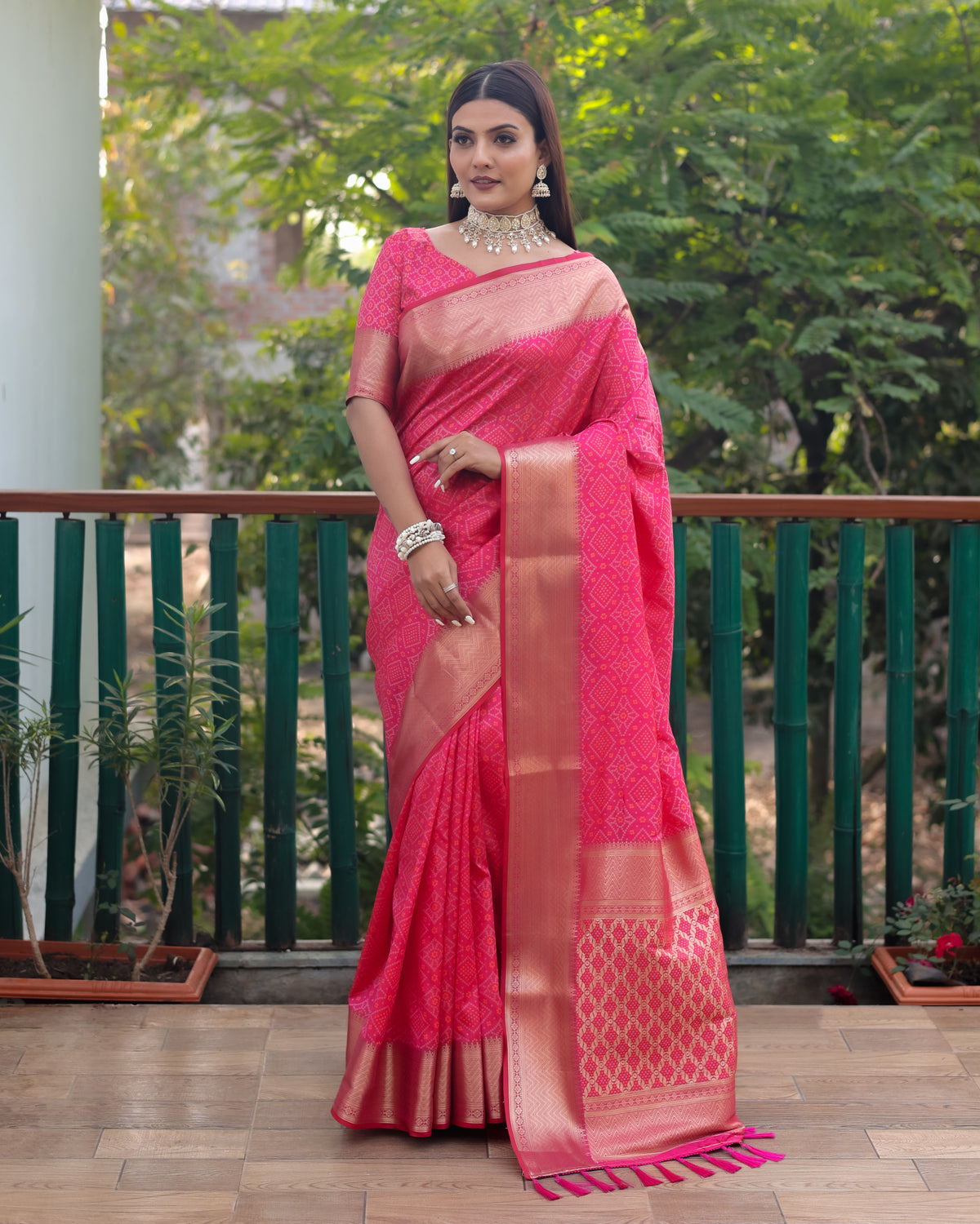 Exclusive Pink Handloom Silk Bandhej Patola Sarees with Kanchi Borders & Unstitched Blouse Piece