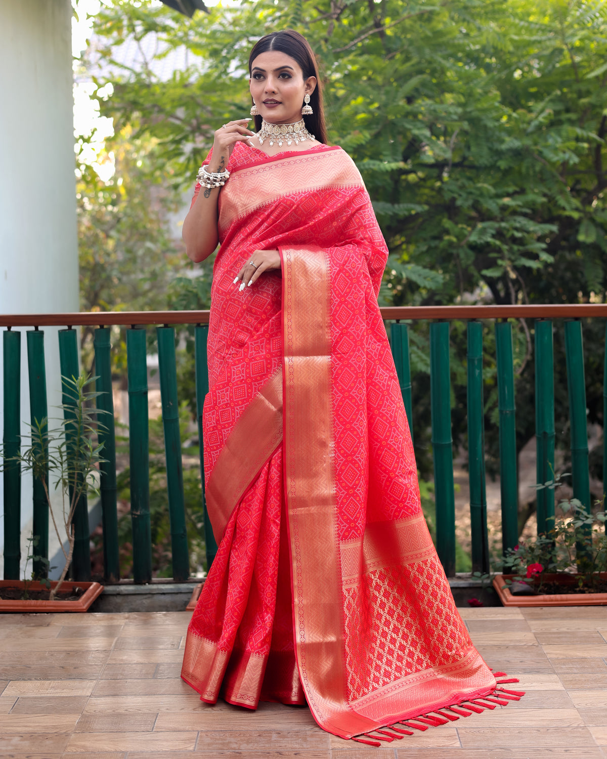 Exclusive Red Handloom Silk Bandhej Patola Sarees with Kanchi Borders & Unstitched Blouse Piece.