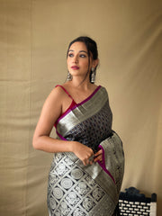 Elegant Black Khicha Checks Saree in Soft Litchi Silk with Rich Pallu, Attractive Border & Exquisite Patterns.