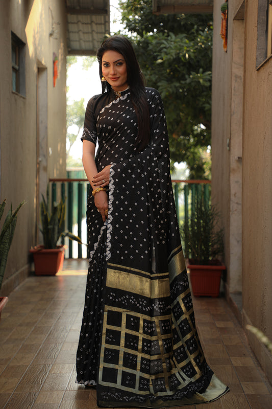 Black Bandhej Silk Saree with Checks Pattern Pallu