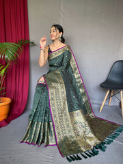 Green Handloom Saree with Gold Jacquard Border