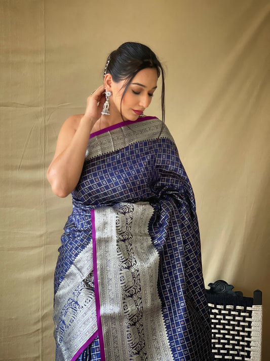 Elegant Navy Blue Khicha Checks Saree in Soft Litchi Silk with Rich Pallu, Attractive Border & Exquisite Patterns.