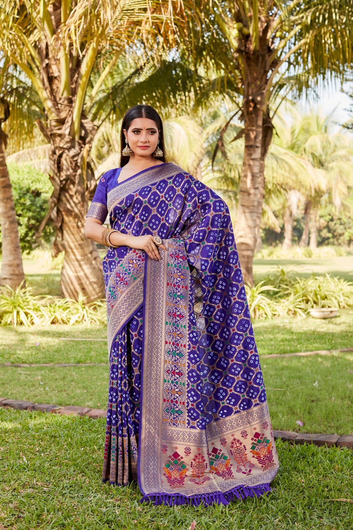 Luxurious Navy Blue Gharchola Bandhej Silk Sarees | High-Quality Bandhej with Zari Weaving, Paithani Rich Pallu, and Handmade Blouse.