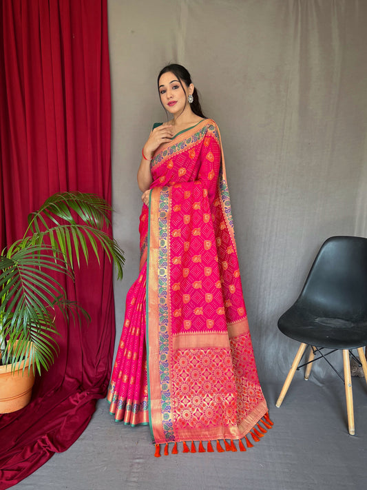 Pink Kachii Patola Silk Saree with Blouse Piece