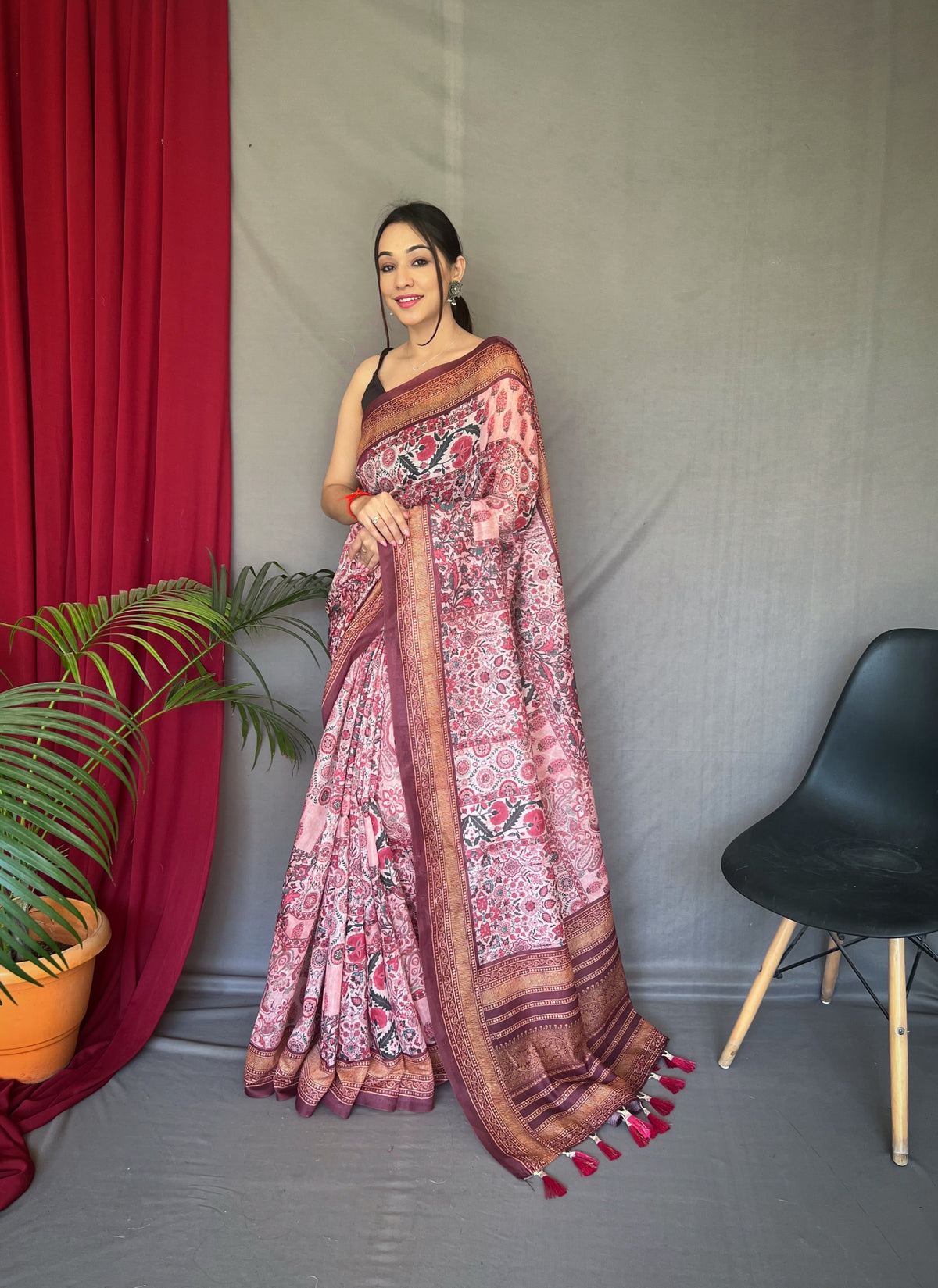 Pink Cotton Sarees with Kashmiri Digital Print