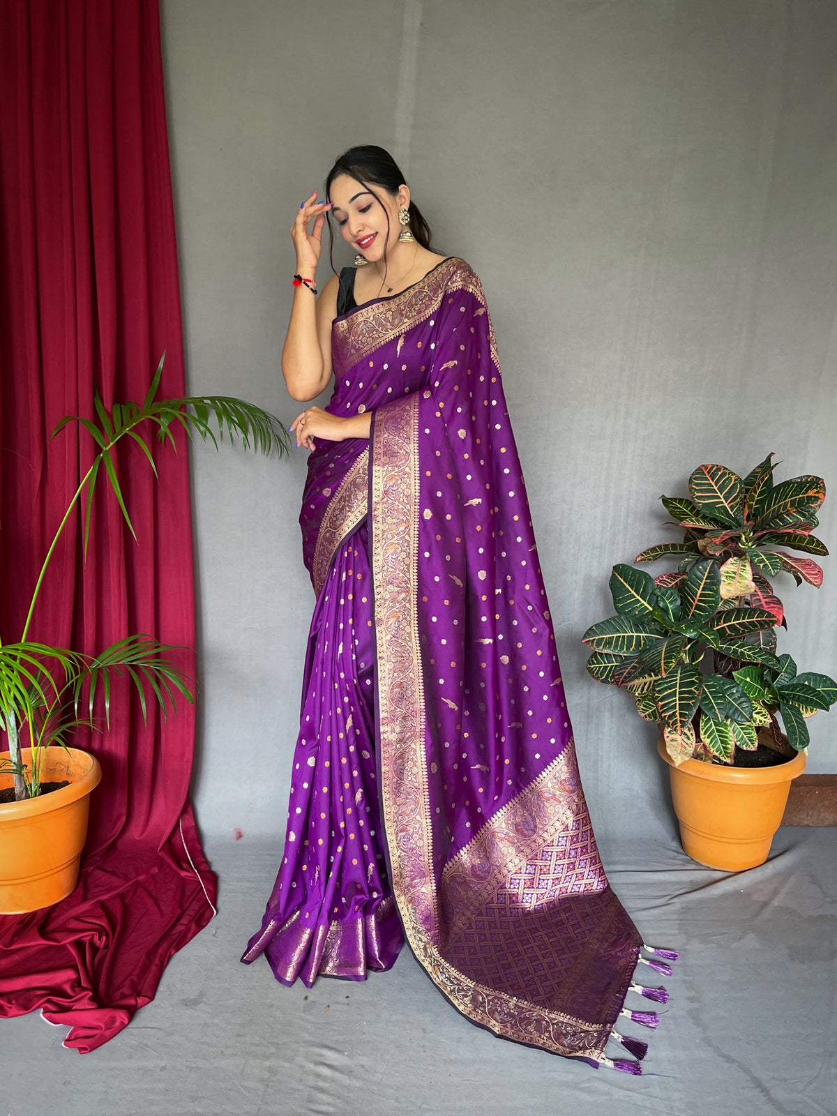 Wine Color Pure Soft Silk Saree with Copper & Golden Zari Woven Border, Rich Pallu with Beautiful Motifs & Elegant Color Combination | Three Zari Used, Unstitched Blouse Included.