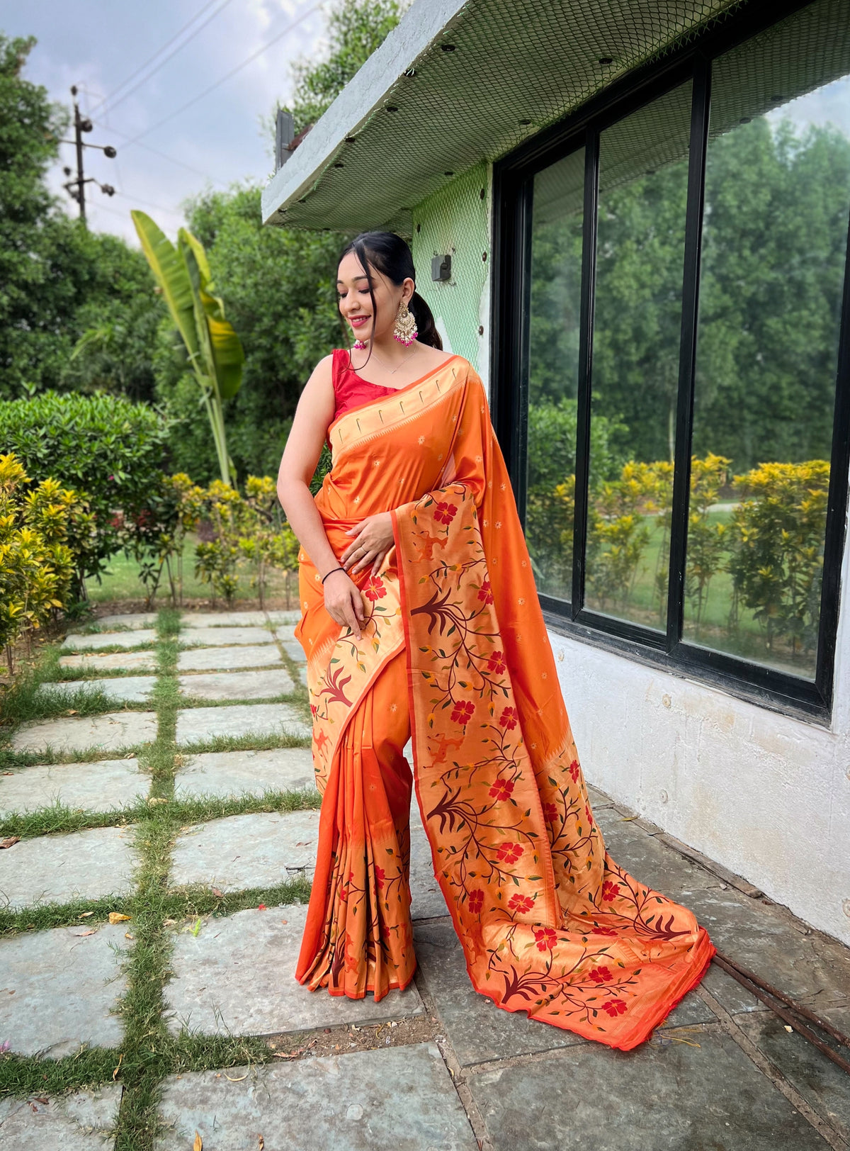 Yellow Pure Paithani Silk Saree with Traditional Paithani Border and Unique Motif Patterns - Contrast Richly Woven Pallu and Meenakari Motif Blouse.